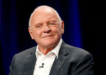 Sir Anthony Hopkins escribe sus memorias
