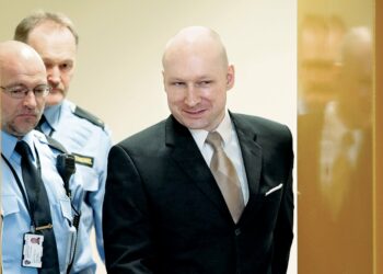 El terrorista noruego Breivik vuelve a demandar al Estado por presunta violación de sus derechos