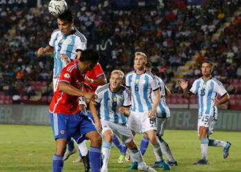 Fiesta de Argentina y Paraguay en el Preolímpico, funeral para el Uruguay de Bielsa