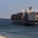 Por crisis en el mar Rojo se desploma en un 45% el transporte de mercancías en el canal de Suez