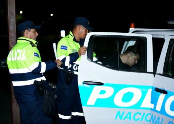 Sacan de circulación a ocho sujetos que manejaban en estado de ebriedad