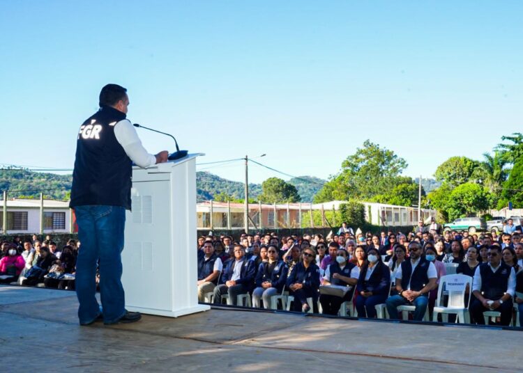 Juramentan a 2,700 delegados fiscales para verificar elecciones del 4 de febrero