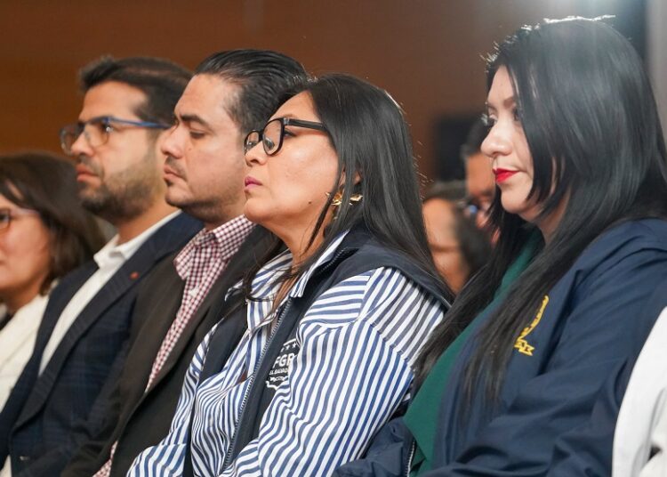 FGR verifica inicio de jornada de votación remota por internet de salvadoreños en el extranjero