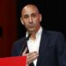 Justicia propone juzgar al expresidente de Real Federación Española de Fútbol, Luis Rubiales por el beso a Jenni Hermoso