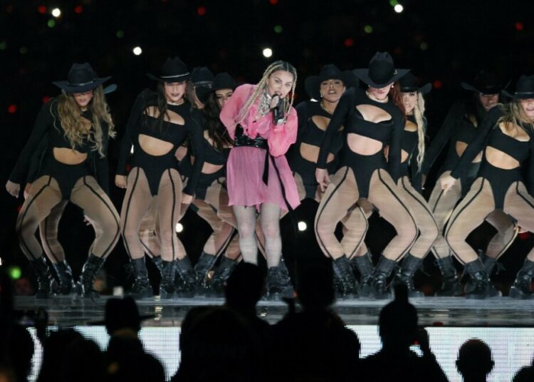Madonna, demandada por comenzar su concierto de Nueva York con dos horas de retraso