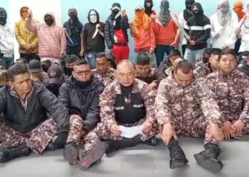 Ecuador: Las bandas criminales mantienen a 178 rehenes y controlan siete cárceles en todo el país