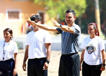 Aspirantes a árbitros se forman con LaLiga, Valores y Oportunidad
