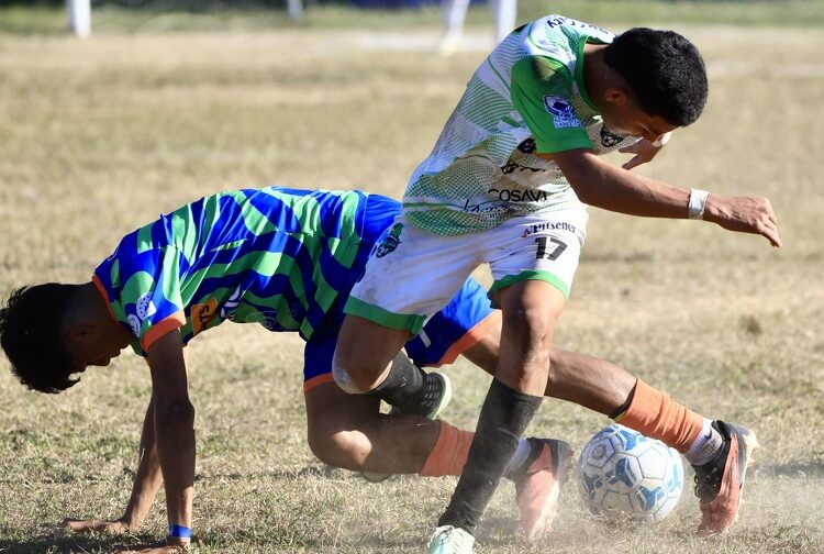 Cuscatleco se reivindica ante su público