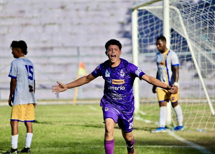 Alacranes se afianza en la zona de clasificación