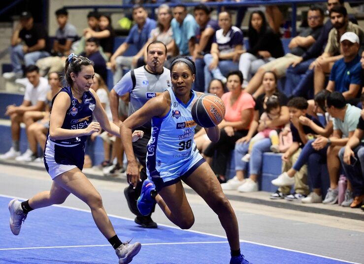 San Salvador inauguró con victoria la LMBF