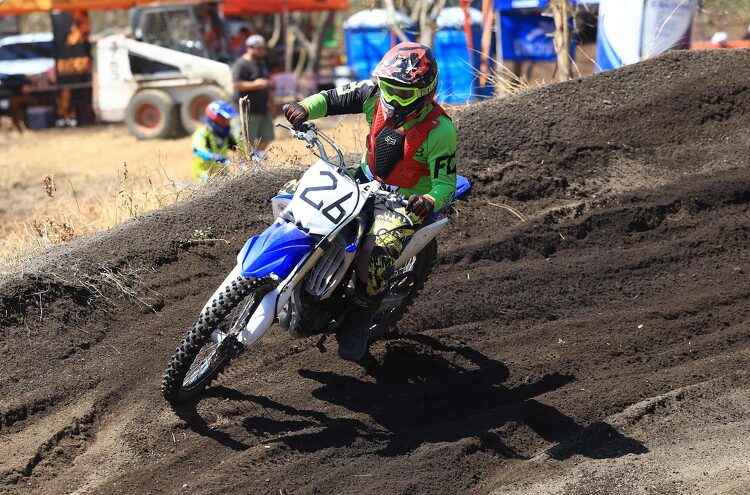 Motocross enciende los motores con la Copa Apertura