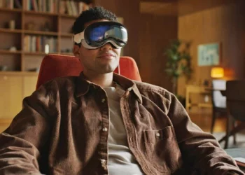 Apple Vision Pro empieza a generar riesgos a la salud