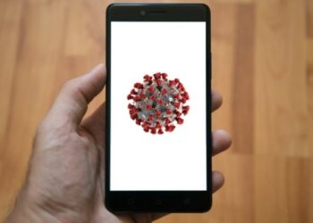 Descubren aplicaciones de Android que estarían tomando fotos y grabando audios de los usuarios