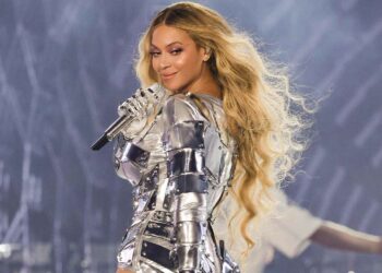 Beyoncé compartió dos adelantos de su próximo álbum