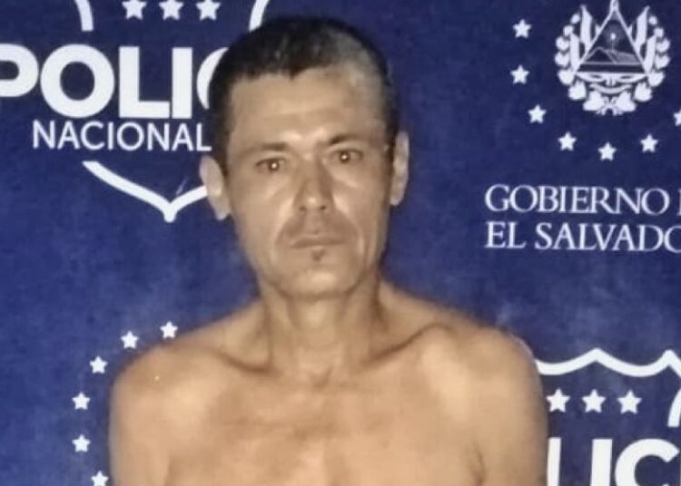 Sujeto hirió con un corvo a otro hombre luego de una discusión