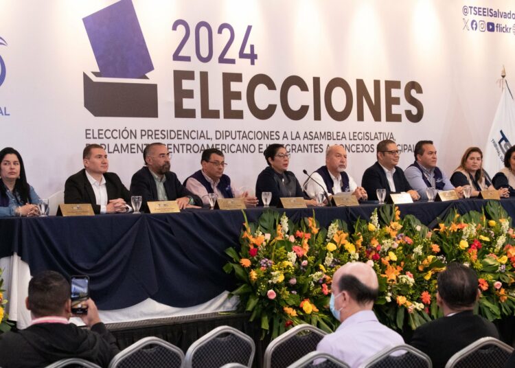 TSE deducirá responsabilidades por las fallas de transmisión en las elecciones
