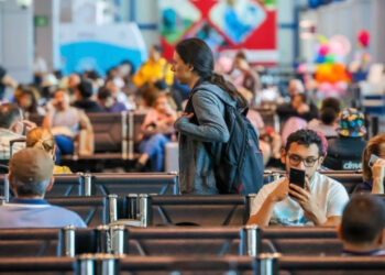 Registran 351 mil visitantes internacionales al país en enero