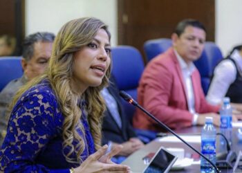 ISSS apuesta en fortalecer y actualizar los conocimientos del personal médico