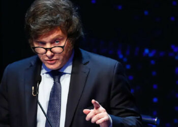 El presidente de Argentina, Javier Milei anuncia la prohibición del lenguaje inclusivo y de “todo lo referente a la perspectiva de género”