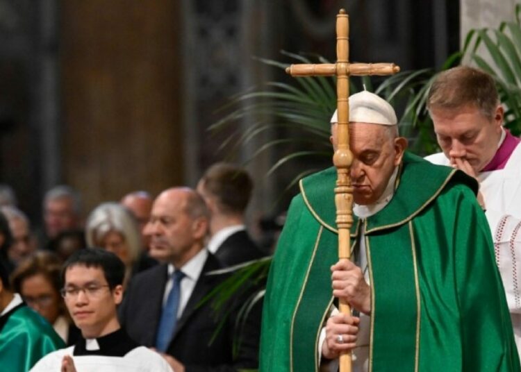 Papa Francisco: La guerra siempre es inútil