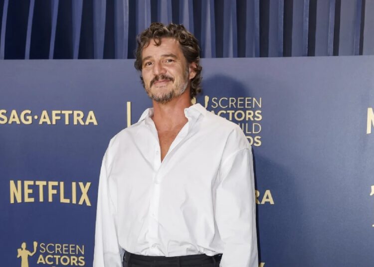 Sindicato de actores estadounidenses entrega premio a Pedro Pascal a mejor actor de serie de drama
