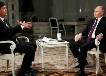 Putin a Carlson: «Rusia se ha convertido en la primera economía de Europa, a pesar de las sanciones»