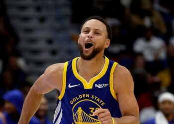 Stephen Curry registra su mayor puntaje de la temporada