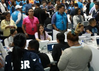 TSE inició ayer conteo de votos para diputados