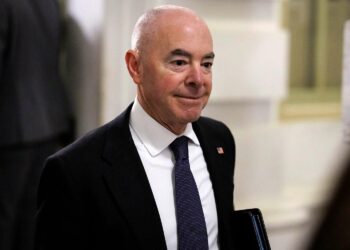 Cámara de Representantes de EEUU aprueba abrir juicio político contra Alejandro Mayorkas