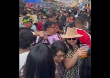 Por exceso de visitantes y venta de alcohol, suspenden Carnaval de Tepoztlán en México