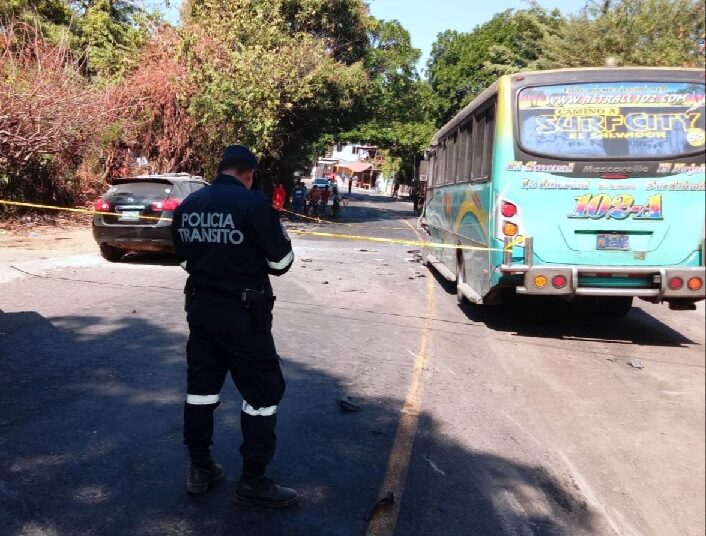 Hombre muere en accidente de tránsito cerca de playa El Sunzal