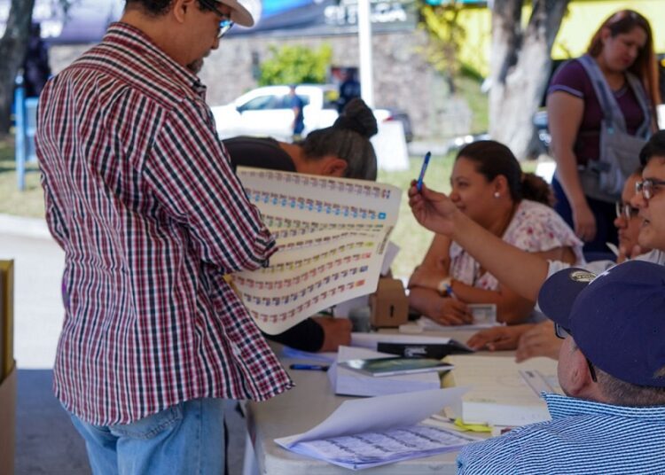 Inicia escrutinio final de diputados de Cabañas y San Vicente