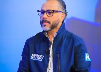 Ernesto Castro reitera la importancia que los salvadoreños salgan a votar para no poner en riesgo las transformaciones del país