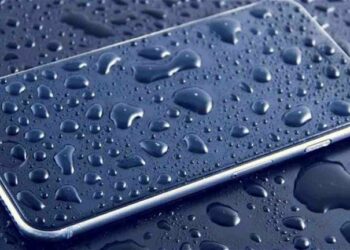 Apple revela una forma segura de secar un iPhone, y no es con un paquete de arroz