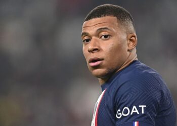 Quiénes son las 4 estrellas que tiene en carpeta PSG para reemplazar a Mbappé