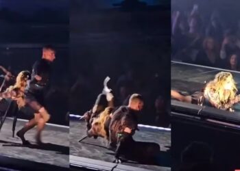 (VIDEO) Un bailarín tiró al suelo a Madonna durante su show en Seattle