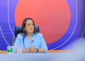 Marcela Pineda denuncia que concejales de oposición votan por proyectos a cambio de dádivas