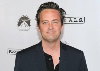El libro de Matthew Perry sobre adicción duplicó sus ventas después de su muerte