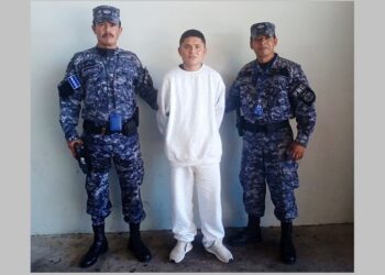 Deportan a homeboy de la MS-13 que era reclamado por homicidio y organizaciones terroristas