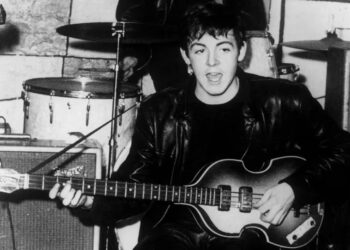 Paul McCartney recuperó un bajo que le robaron hace más de 50 años