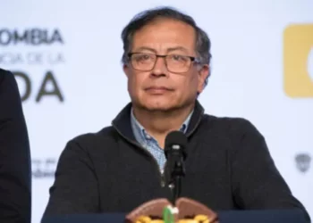 Petro insiste en supuesto intento de «golpe de Estado»