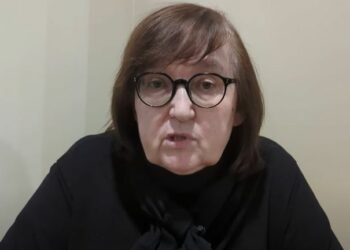 La madre de Alexei Navalny denunció presiones para enterrar a su hijo en secreto