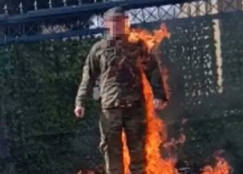 Un soldado estadounidense murió tras inmolarse frente a la embajada israelí en Washington