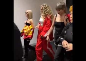 Taylor Swift llegó al Allegiant Stadium de Las Vegas para apoyar a Travis Kelce en el Super Bowl LVIII