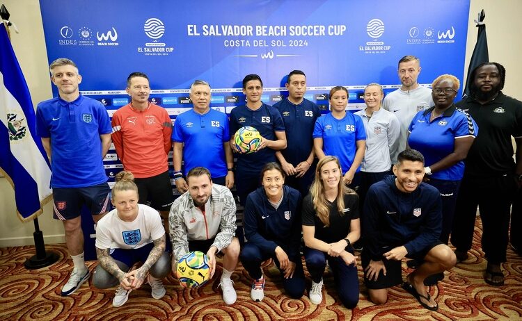 La Costa del Sol recibe El Salvador Beach Soccer Cup 2024