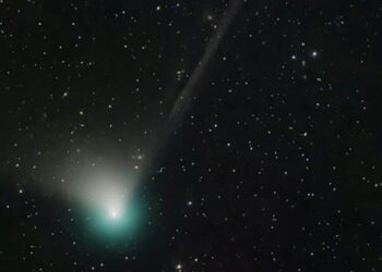 El «cometa del diablo» coincidirá con eclipse solar total