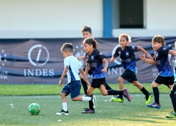 El fútbol comunitario reinó en Las Delicias