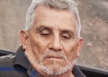 Hombre agrede con cuchillo a joven tras discutir mientras bebían alcohol