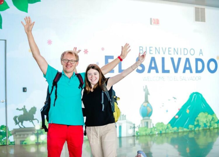 Ministerio de Turismo proyecta incremento del 15 % de visitantes extranjeros para Semana Santa