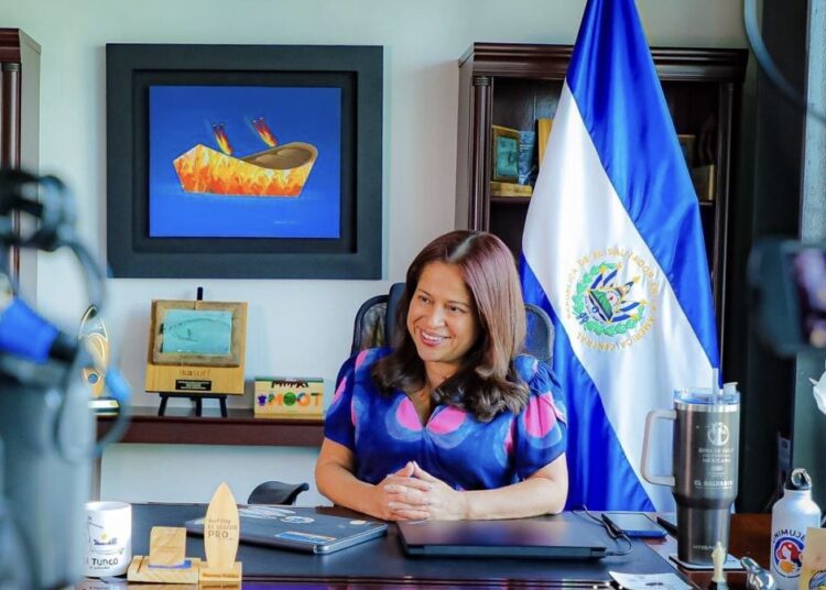 Ministra de Turismo señala que el país experimenta momento importante de atracción de turistas